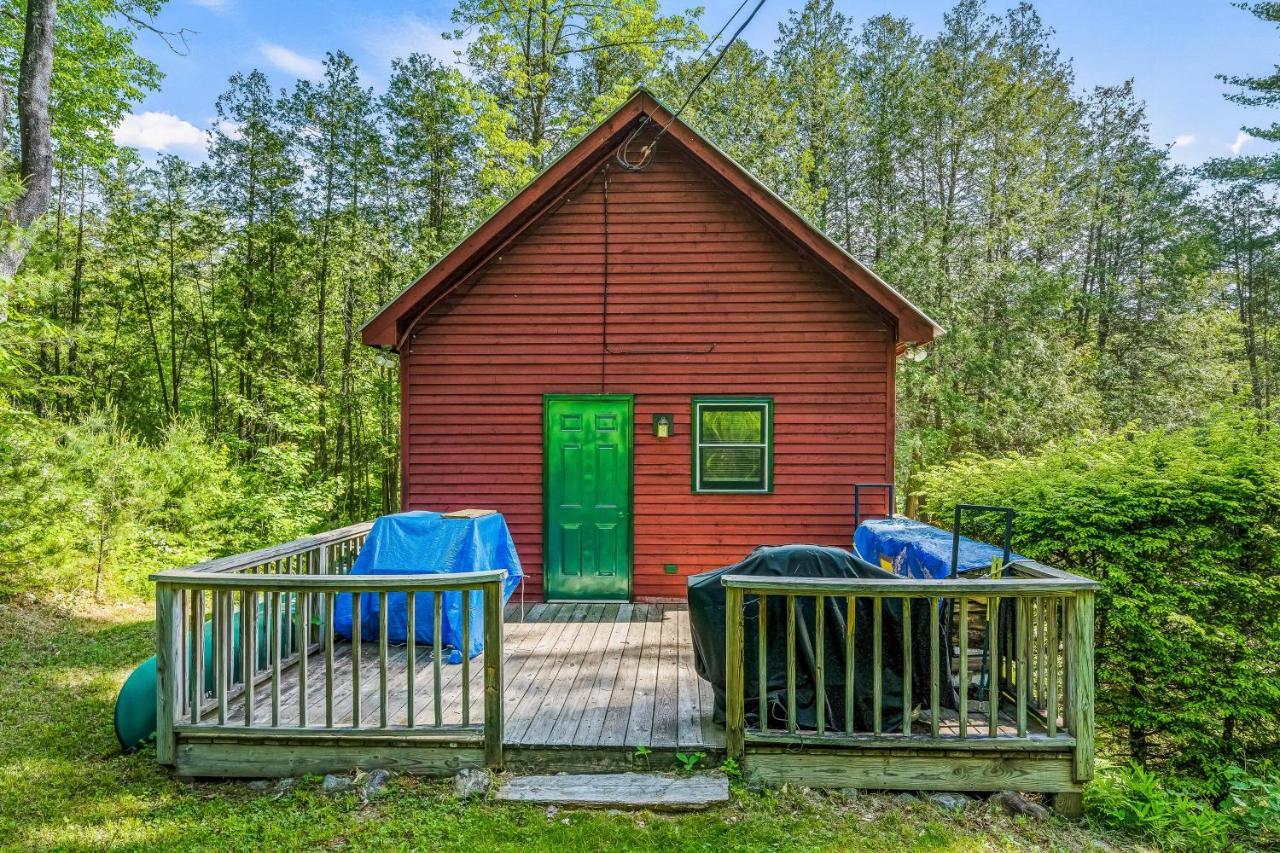 Schroon Lake Brook Sound Cabin מראה חיצוני תמונה