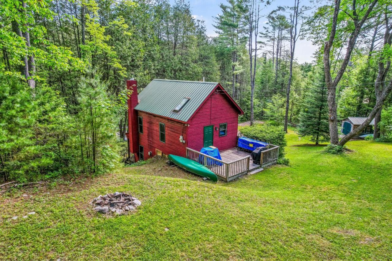 Schroon Lake Brook Sound Cabin מראה חיצוני תמונה